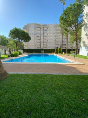 El oasis de Carly, Constantina